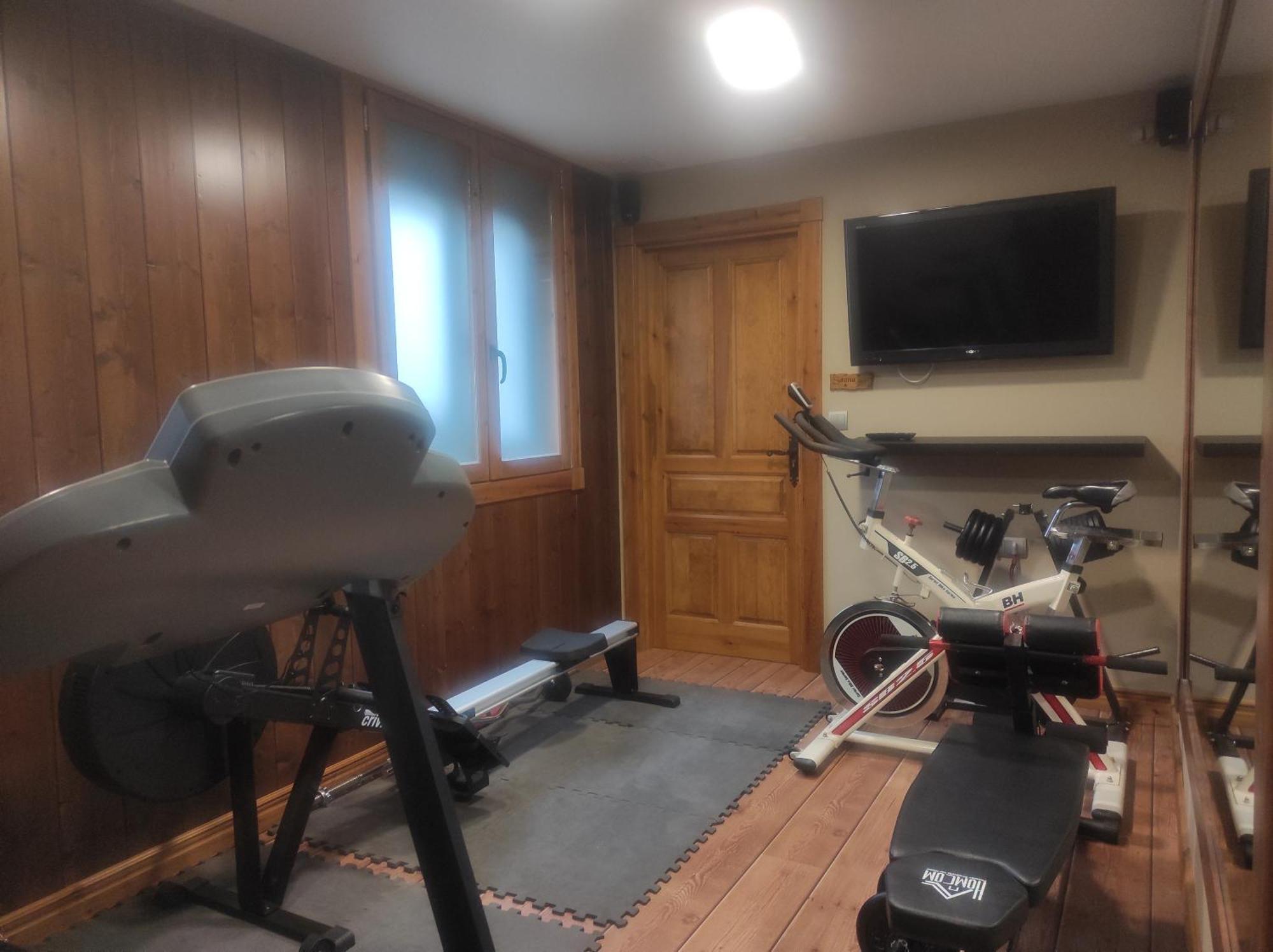 Apartamentos Casa Pochetas Бьельса Экстерьер фото